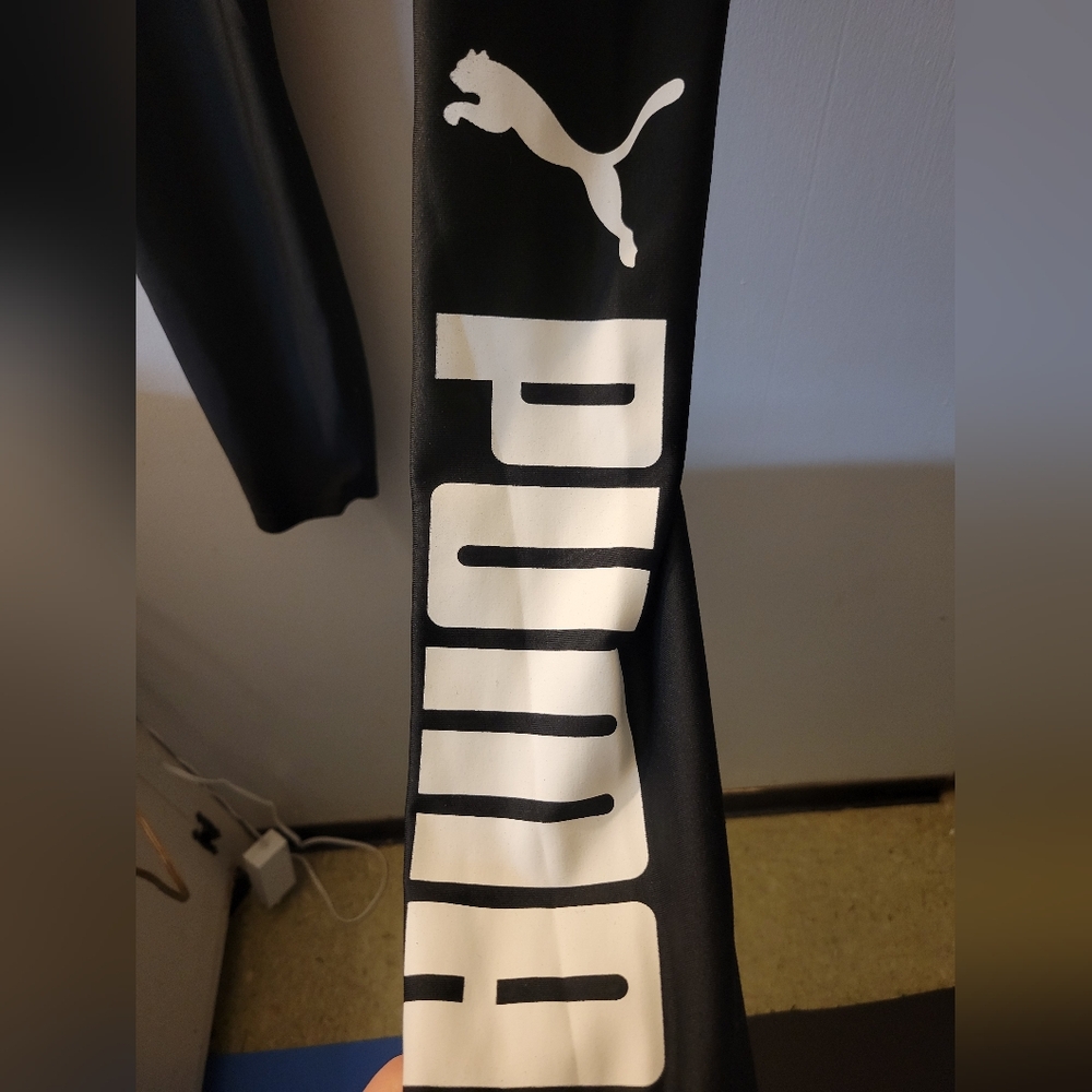 Puma Black Leggings with Logo - Picture 4 of 5